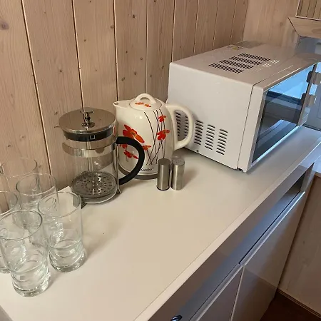Sadamakapteni Tuba * Toila